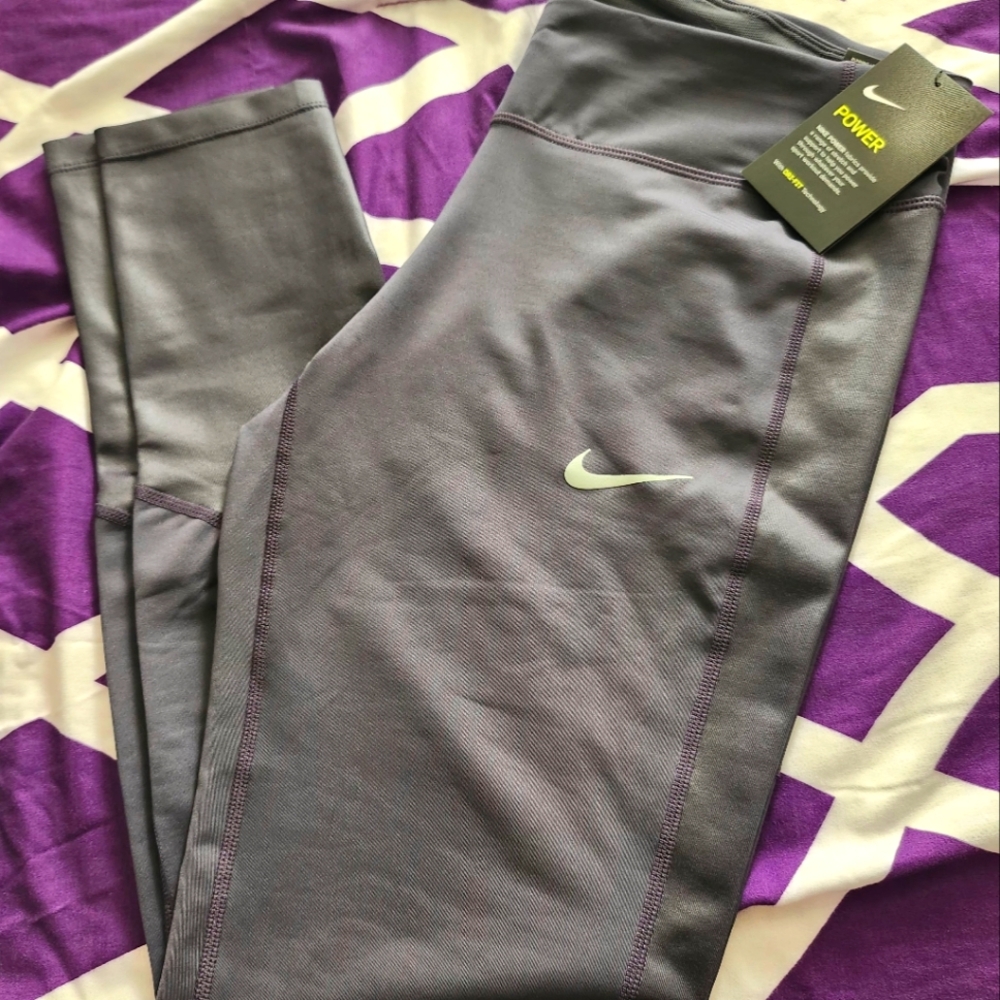 Ladies Nike tight fit full length leggings-new